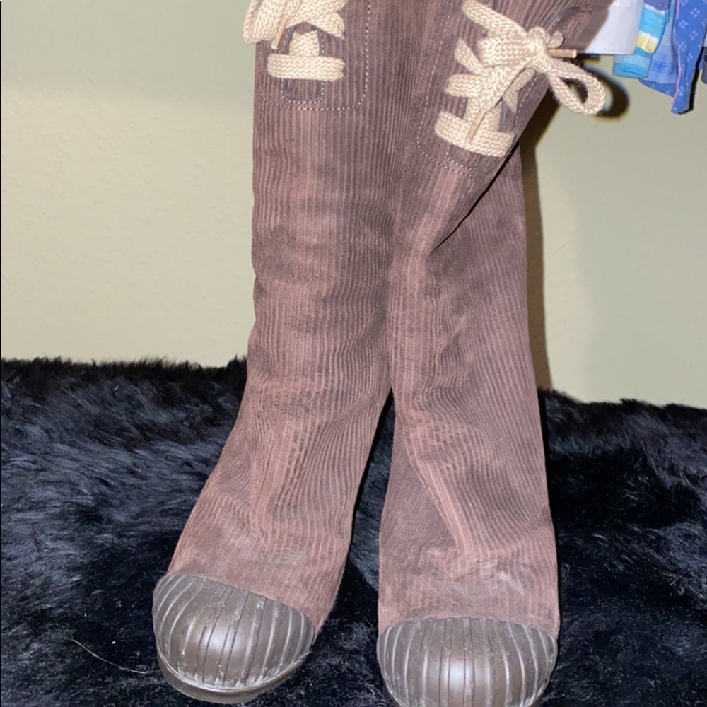 Authentic fendi boots